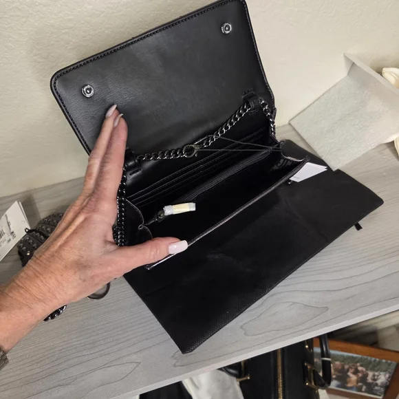 Kurt Geiger Gunmetal Metallic Crossbody/wallet NWT. With Eagle Head Change Pouch - Picture 8 of 12